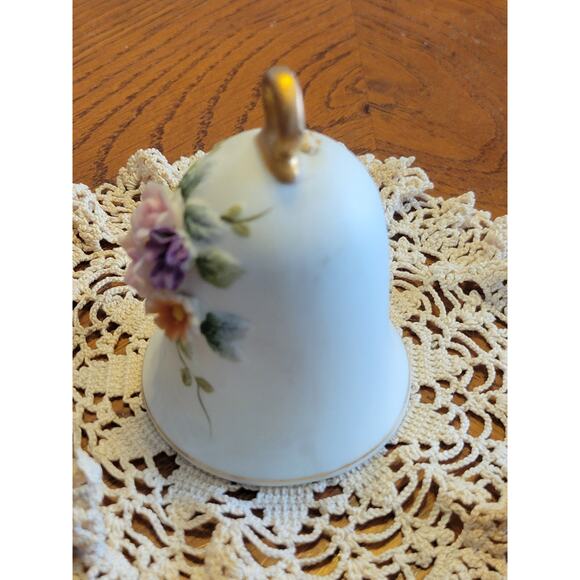 White Dinner Bell 3D Floral Made in Japan Collectible Decorative Ceramic - Picture 6 of 9